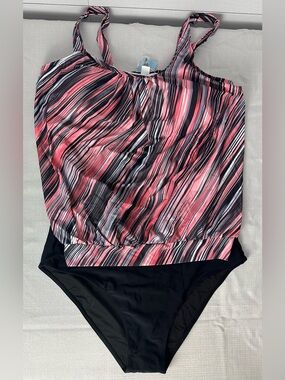 NWT Yonique Tankini Size 18W